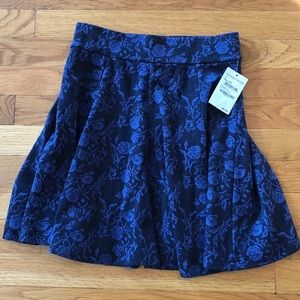 🎉 Sale Nordstrom NWT Swing Skirt